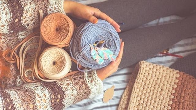 benang tas rajut